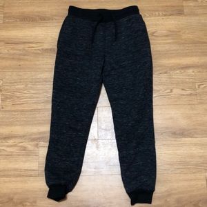 Thick men’s joggers